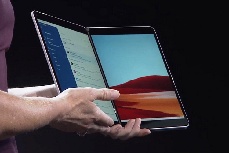 Surface Neo được xem là câu trả lời của Microsoft dành cho những thiết bị màn hình gập từ Android như Samsung Galaxy Fold hay Huawei Mate X. Hiện tại, hãng chưa tiết lộ mức giá và ngày bán ra của sản phẩm này.