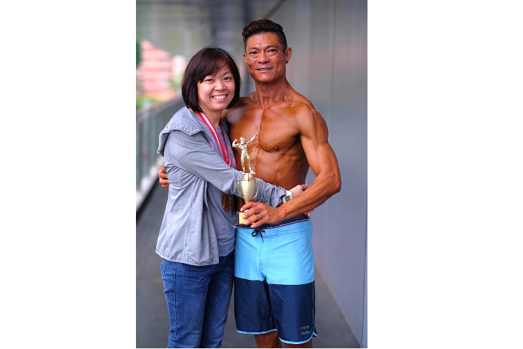 Sau lan dot quy suyt chet nguoi dan ong bong tro thanh van dong vien the hinh-Hinh-2