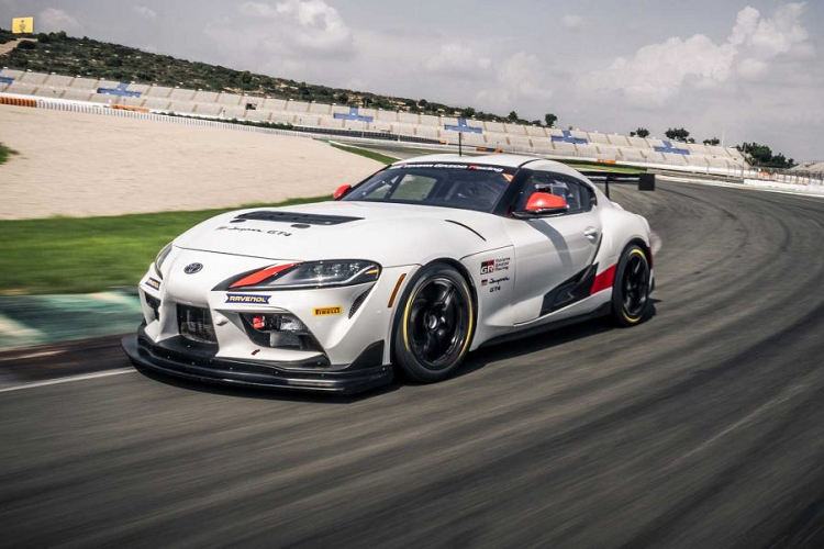 Những đội đua tư nhân có nhu cầu sở hữu mẫu xe này phải liên hệ thông qua các bộ phận đặc biệt như Toyota Motorsports tại Châu Âu, TRD USA tại thị trường Bắc Mỹ, Toyota Customizing and Development tại Nhật Bản và Châu Á. Giá xe Toyota GR Supra GT4 dự kiến sẽ ở mức 194.000 USD, chưa bao gồm thuế, phí tùy chọn và các loại phí khác.