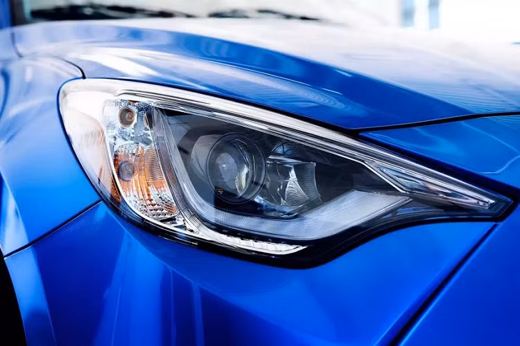 Chúng ta có thể thấy ngoại hình Toyota Yaris hatchback 2020 từ lúc ra mắt đã bị đánh giá là giống chiếc Mazda 2. Nhưng điều này là đương nhiên bởi đây là sản phẩm mà Toyota và Mazda đã hợp tác phát triển. Đầu tiên là dòng Yaris sedan và tiếp là dòng hatchback.