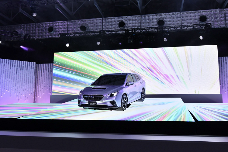 Subaru Levorg mới sẽ được trang trang bị hệ thống bản đồ và định vị tiên tiến để phát hiện vị trí xe và nhằm giảm tốc độ xe trước khi xe đi vào đường. Hơn nữa, công nghệ này sẽ hỗ trợ người lái rảnh tay trong các tình huống kẹt xe.