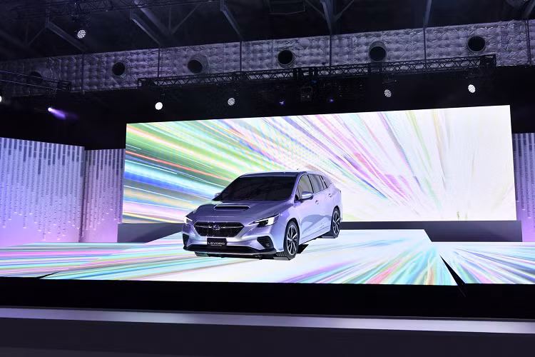 Subaru Levorg mới sẽ được trang trang bị hệ thống bản đồ và định vị tiên tiến để phát hiện vị trí xe và nhằm giảm tốc độ xe trước khi xe đi vào đường. Hơn nữa, công nghệ này sẽ hỗ trợ người lái rảnh tay trong các tình huống kẹt xe.