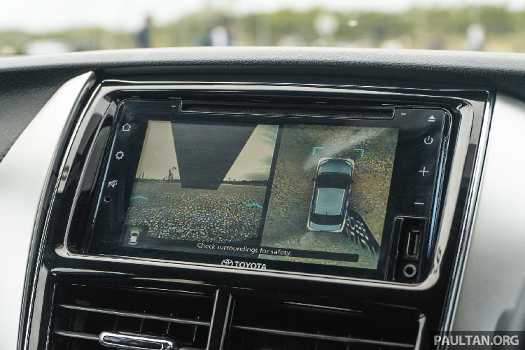 Màn hình hỗ trợ lái trên Toyota Vios 2019 tại Malaysia