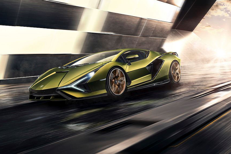 Sau khi Sian ra mắt, các fan của Lamborghini nói riêng và những người yêu xe nói chung có thể "thở phào nhẹ nhõm" khi thấy hãng đang thực sự quyết tâm gắn bó với động cơ V12 truyền thống. Có lẽ vì vậy nên Lamborghini đã chỉ giới hạn số lượng sản xuất của Sian ở con số 63 - dù trên thực tế 63 chiếc xe là khá nhiều so với những series "hàng thửa" trước đây của hãng như Veneno hay Aventador J.