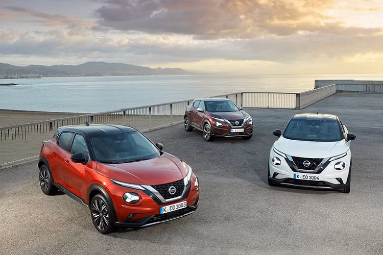 Được ra mắt công chúng trên toàn thế giới hồi tháng 9/2019 vừa qua, mẫu xe Nissan Juke 2020 nhanh chóng đón nhận sự quan tâm nồng nhiệt từ phía khách hàng cũng như giới truyền thông quốc tế. Ở thế hệ mới này, Juke vẫn tiếp tục giữ được phong cách trẻ trung, cá tính và có chút phá cách đầy nổi bật của mình.