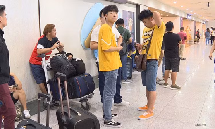 Philippines dong dau ban do Bien Dong vao ho chieu duong luoi bo