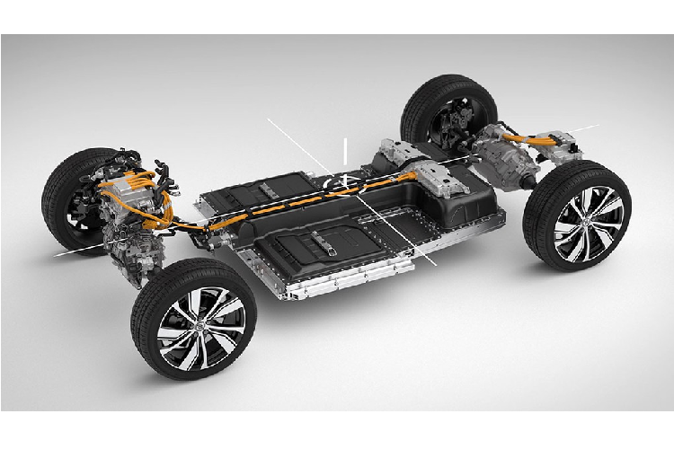 Tổng công suất của xe đạt 408 mã lực, đến từ hai động cơ điện, mỗi động cơ đặt ở trục trước và sau tạo thành hệ dẫn động 4 bánh cho xe. Bộ pin nguồn có thể sạc tới 80% điện dung trong vòng 40 phút thông qua một hệ thống sạc nhanh.