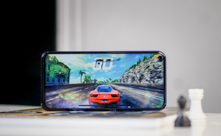 Huawei Nova 5T cau hinh manh, 4 camera gia 7,89 trieu dong-Hinh-2