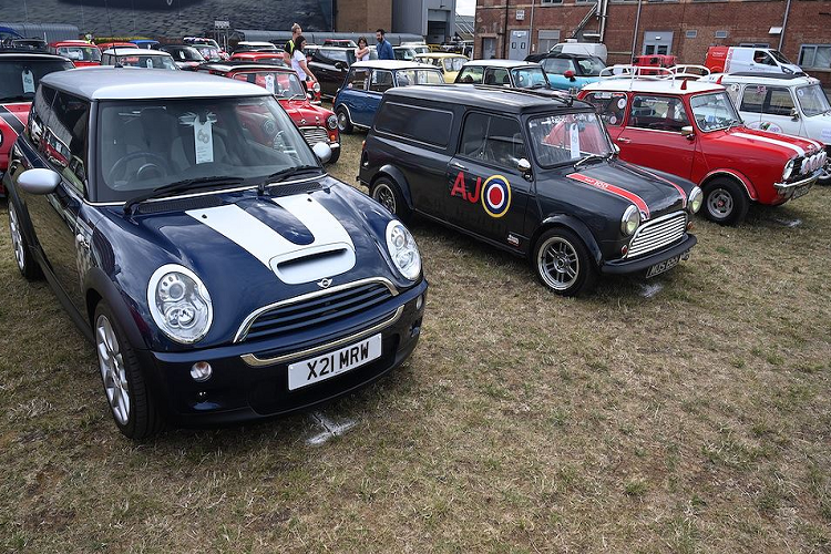 Dù diễn ra mỗi năm tại một nước châu Âu khác nhau, nhưng những fan trung thành của MINI đều không ngại ngần sắp xếp thời gian và công việc để tham dự IMM.