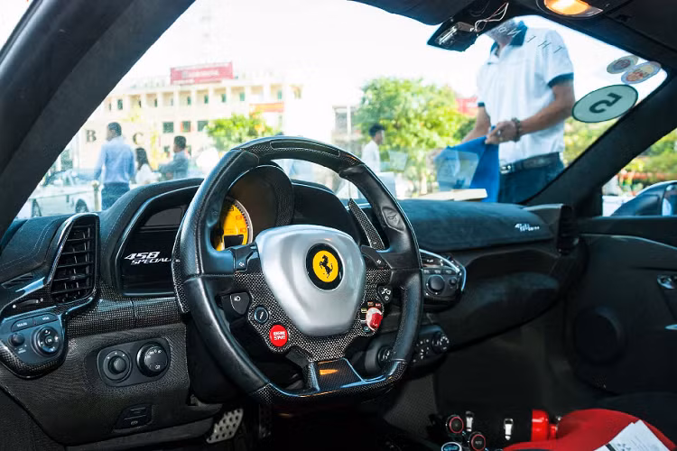 Hiện tại ở Việt Nam chỉ có duy nhất 1 chiếc Ferrari 458 Speciale.