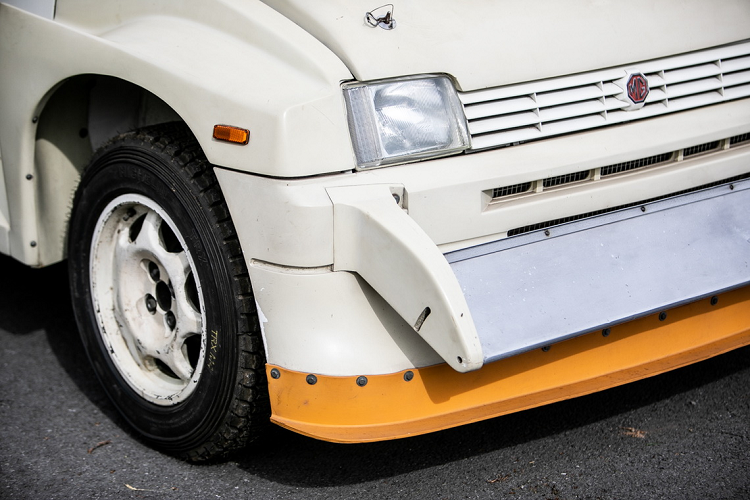 Cản trước của xe MG Metro 6R4.