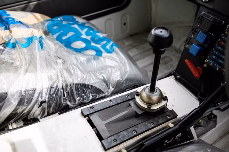 Cần số xe MG Metro 6R4.