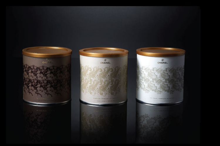 Sữa bột Chanel cho em bé sang chảnh từ trong máu thịt