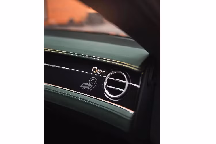 Giống với những chiếc Continental GT khác, xe vẫn được trang bị động cơ W12 dung tích 6.0 lít, tăng áp kép, sản sinh công suất tối đa 626 mã lực và mô men xoắn 900 Nm.