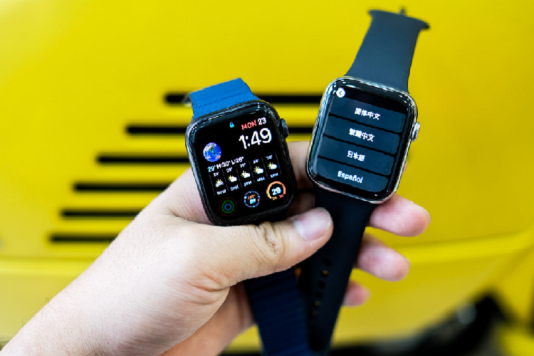Apple Watch là một trong những sản phẩm bán chạy nhất của Apple. Apple Watch Series 5 được xem là bản nâng cấp nhẹ so với Series 4, người dùng sẽ khó nhận biết sự khác biệt so với phiên bản tiền nhiệm nếu nhìn từ mặt trước. Model này vẫn sở hữu màn hình tràn viền, bo tròn 4 góc. 