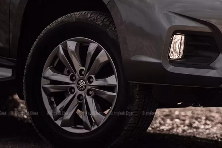 Cả hai biến thể của Extender đều dùng chung động cơ dầu 4 xy-lanh thẳng hàng (I4) dung tích 2.0L (1.996cc) do General Motors (GM) và SAIC phát triển để thay thế cho động cơ 2.8L của Maxus T60 (đáp ứng tiêu chuẩn Euro 4 và 5) trước đó vốn do VM Motori của Ý sản xuất.