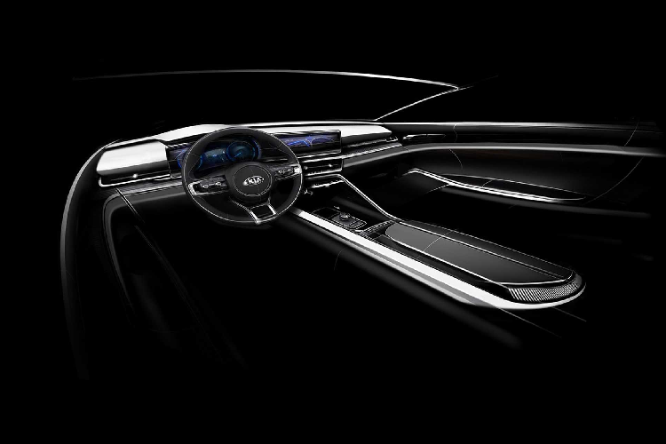 Đầu xe được hãng xe Hàn nhấn mạnh vào thiết kế lưới tản nhiệt dạng "mũi hổ thế hệ mới" (Tiger Nose Evolution). Kia cũng chia sẻ rằng yếu tố thiết kế này sẽ xuất hiện trên các dòng xe đời mới của hãng. Mẫu xe Hàn Quốc có cụm đèn pha kiểu dáng mới với mí đèn chữ V phá cách. Cụm đèn hậu LED kiểu dáng mới với dải đèn LED nối liền nhau. Kia miêu tả đèn pha và đèn hậu này là kiểu dáng như nhịp đập quả tim. Gương hậu hai bên hạ thấp hơn phong cách thể thao, hơi hướng kiểu dáng coupe.