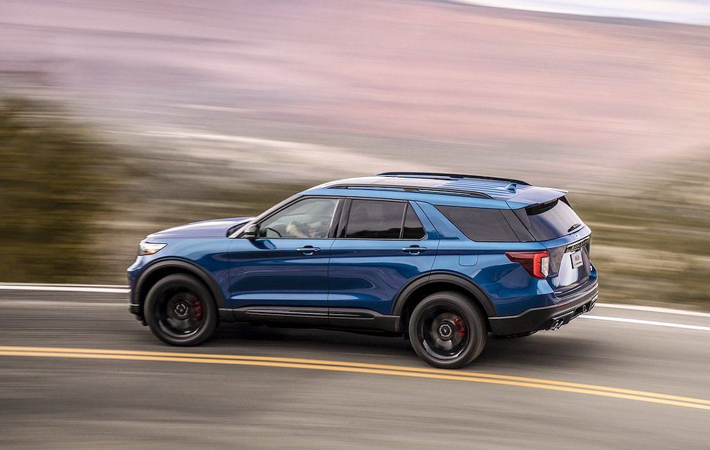 Xe được trang bị khối động cơ V6 3.0l tăng áp EcoBoost ở bên dưới nắp ca-pô, cho công suất lên tới 400 mã lực và mô-men xoắn 562Nm. Có thể thấy biến thể ST mạnh hơn bản thông thường dùng động cơ EcoBoost 3.0L (365 mã lực).