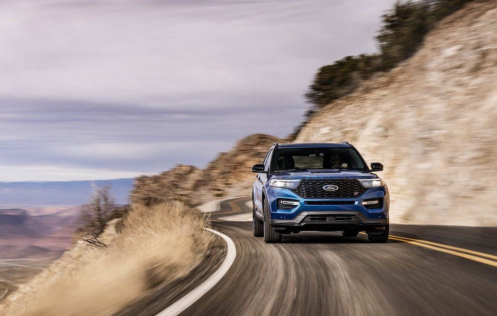 Xe được thiết kế mới từ đầu, theo lời kỹ sư trưởng Ed Krenz của Ford Performance. Giá xe Ford Explorer ST 2020 hiện chưa được công bố.