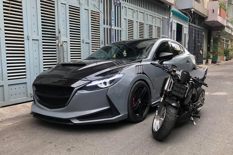 Bên cạnh Honda Civic, Mazda3 phong cách siêu xe cũng được xem là nguồn cảm hứng cho nhiều người chơi xe thích độ.