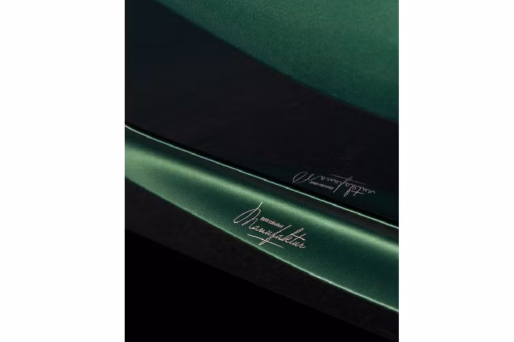 Ở biến thể này, M8 Gran Coupe sẽ có công suất cực đại 625 mã lực, cao hơn 25 mã lực so với M8 thông thường, mô-men xoắn cực đại sẽ ở mức 750 Nm, đạt được ở dải vòng tua máy từ 1.800 vòng/phút đến 5.600 vòng/phút. Sức mạnh này vẫn được cung cấp từ khối động cơ V8 dung tích 4,4 lít, tăng áp kép.