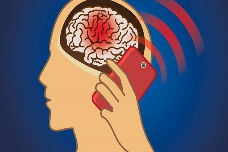 Dung dien thoai di dong cu co an toan khong?