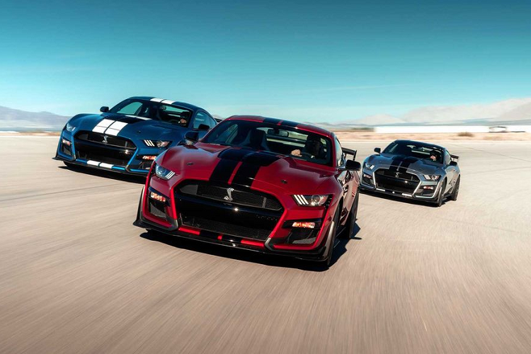 Việc đội giá trong ngành ôtô vốn đã không còn xa lạ trên thị trường. Sau những con số “trên trời” của Toyota Supra hay chiếc Dodge Challenger Demon, cơn sốt này đã đến với chiếc Ford Mustang Shelby GT500 mới.