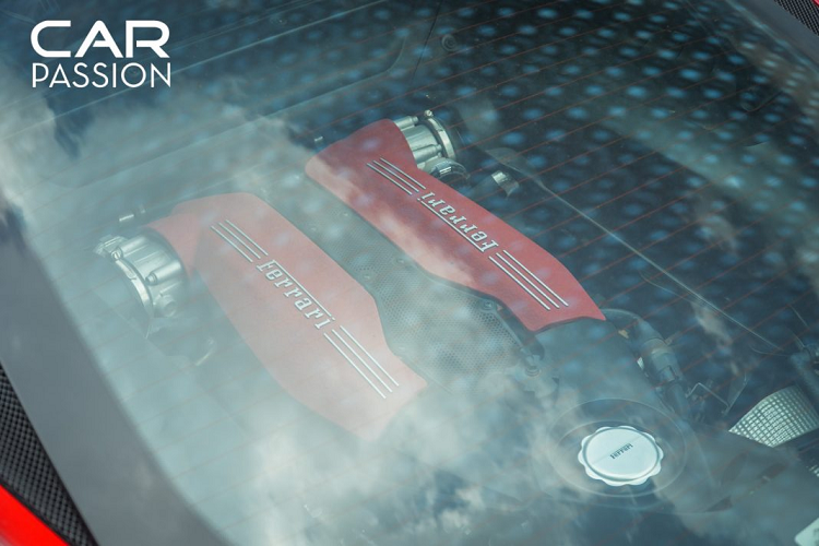 Hiện tại, chiếc Ferrari 488 GTB vừa được thay áo này đang thuộc sở hữu của một doanh nhân trẻ tuổi trong lĩnh vực làm đẹp. Bên cạnh Ferrari 488 GTB, vị doanh nhân trẻ tuổi này còn sở hữu một chiếc BMW i8, chiếc xe thể thao plug-in hybrid.