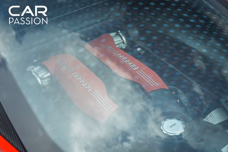 Hiện tại, chiếc Ferrari 488 GTB vừa được thay áo này đang thuộc sở hữu của một doanh nhân trẻ tuổi trong lĩnh vực làm đẹp. Bên cạnh Ferrari 488 GTB, vị doanh nhân trẻ tuổi này còn sở hữu một chiếc BMW i8, chiếc xe thể thao plug-in hybrid.