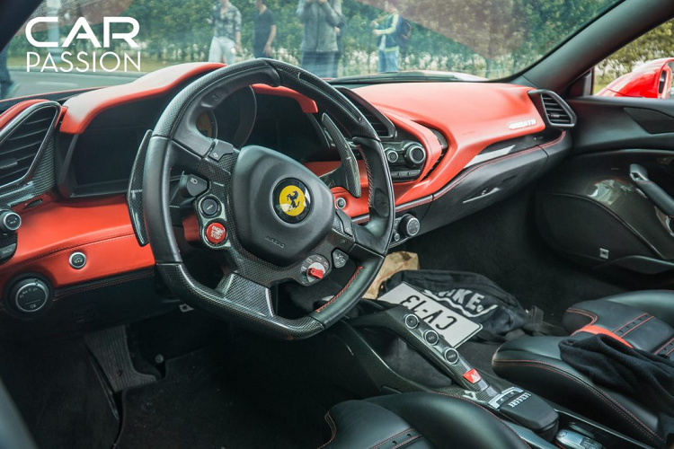 Hệ thống phanh của 488 GTB được thừa hưởng những công nghệ hàng đầu được sử dụng trên Ferrari LaFerrari.