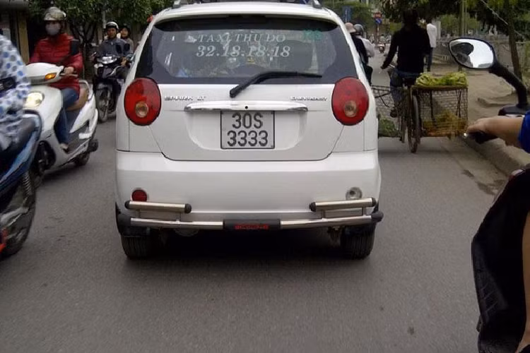 Chevrolet Spark biển số tứ quý 3 ở Hà Nội. (Ảnh: Fanpage Biển số đẹp)