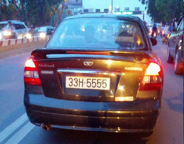 Chiếc Daewoo Nubira II biển số tứ quý 5 khác ở Hà Nội. (Ảnh: Fanpage Biển số đẹp)