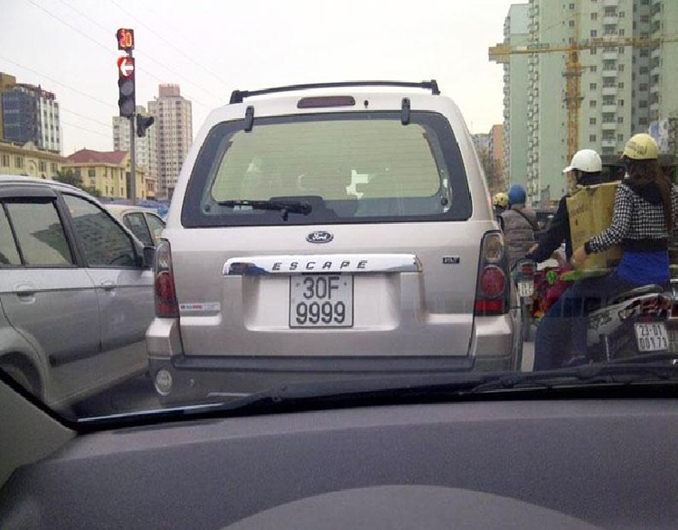 Ford Escape cũ biển tứ quý 9 ở Hà Nội. (Ảnh: Fanpage Biển số đẹp)