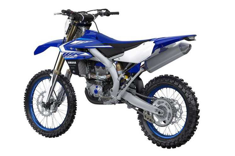 Tại Mỹ, giá xe Yamaha WR250F mới có mức niêm yết là 8.599 USD (tương đương 199,5 triệu đồng) - đắt hơn 500 USD so với phiên bản cũ. Sau đây là 10 điểm mới nổi bật trên phiên bản WR250F mới này.