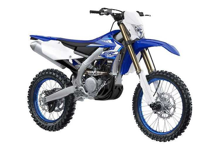 Theo hãng xe máy Nhật Bản định nghĩa, mẫu xe môtô Yamaha WR250F là một chiếc "enduro đua" khi khác với những người anh em như WR250R hay WR250X, chiếc xe không được sử dụng trên đường công cộng. Bù lại, Yamaha WR250F được hưởng lợi từ chassis gọn nhẹ hơn, cũng như động cơ mạnh mẽ từ dòng "cào cào" motocross chuyên nghiệp YZ250.