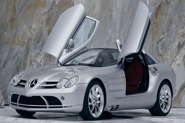 Mercedes Benz SLR McLaren
