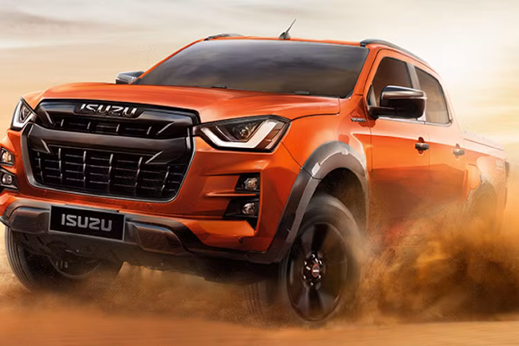 Vừa qua, Isuzu D-Max 2020 mới đã được ra mắt tại Thái Lan, D-Max mới được quảng bá giảm mức tiêu thụ nhiên liệu và cải thiện độ an toàn hơn ‘’người tiền nhiệm’’ trong khi vẫn đủ linh hoạt để phù hợp với các nhu cầu và điều kiện sử dụng khác nhau.