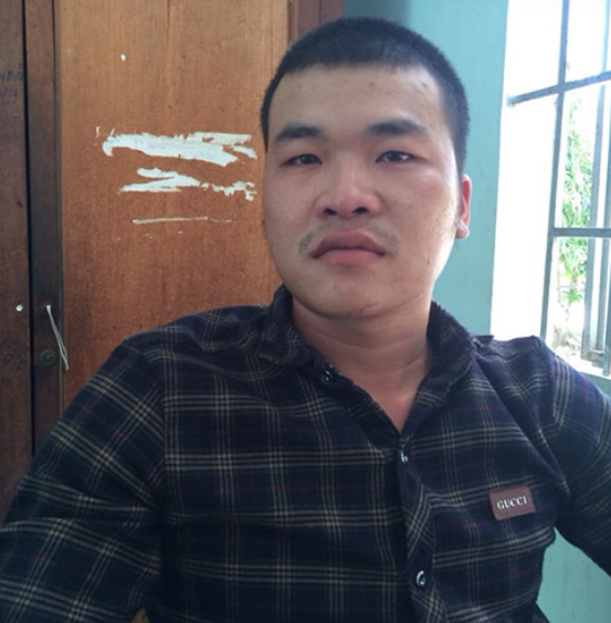 Đấu tranh khẩn cấp ngay tại chỗ, Nam thừa nhận đã gây ra vụ giết hại ông Trần Văn Lâm, còn không liên can tới 2 vụ án mạng kia. Khi được đưa về trụ sở cơ quan điều tra, bằng những chứng cứ vô cùng xác đáng, các trinh sát đã khiến cho Nam phải cúi đầu nhận tội. Đối tượng đã nhận ra tay sát 3 nạn nhân để cướp tài sản. Sau mỗi lần gây án, Nam đều mang tài sản cướp được bán lấy tiền tiêu xài, riêng chiếc điện thoại Iphone 5S cướp được từ anh Trung, Nam đã mang tặng người yêu. Do không nói gì về việc đã giết người nên bạn gái của Nam tin rằng người yêu mình đang kiếm được nhiều tiền. 