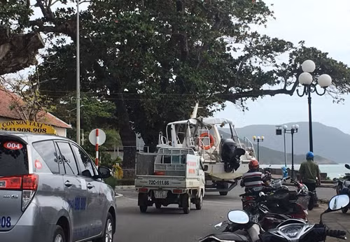 Huyện Côn Đảo (tỉnh BR-VT) đã chuẩn bị mọi phương án để đối phó với cơn bão số 16 được dự báo sẽ đổ bộ vào địa phương này.