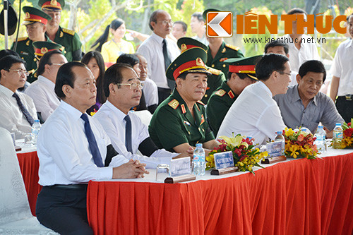 An tang hon 100 hai cot liet si tai Binh Duong-Hinh-2