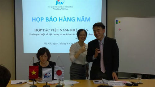  6. Nhật sẽ ngưng viện trợ ODA cho Việt Nam nếu có thêm tham nhũng. “Nếu có vụ tham nhũng nữa, Nhật sẽ ngưng viện trợ ODA cho Việt Nam” đó là cảnh báo của Trưởng đại diện Cơ quan Hợp tác Quốc tế Nhật Bản (JICA). JTC là vụ gần đây nhất có những cáo buộc về tham nhũng xảy ra trong dự án ODA do Nhật Bản viện trợ, sau hai vụ khác ở dự án Đại lộ Đông – Tây tại TPHồ Chí Minh, và vụ PMU 18 cách đây nhiều năm.