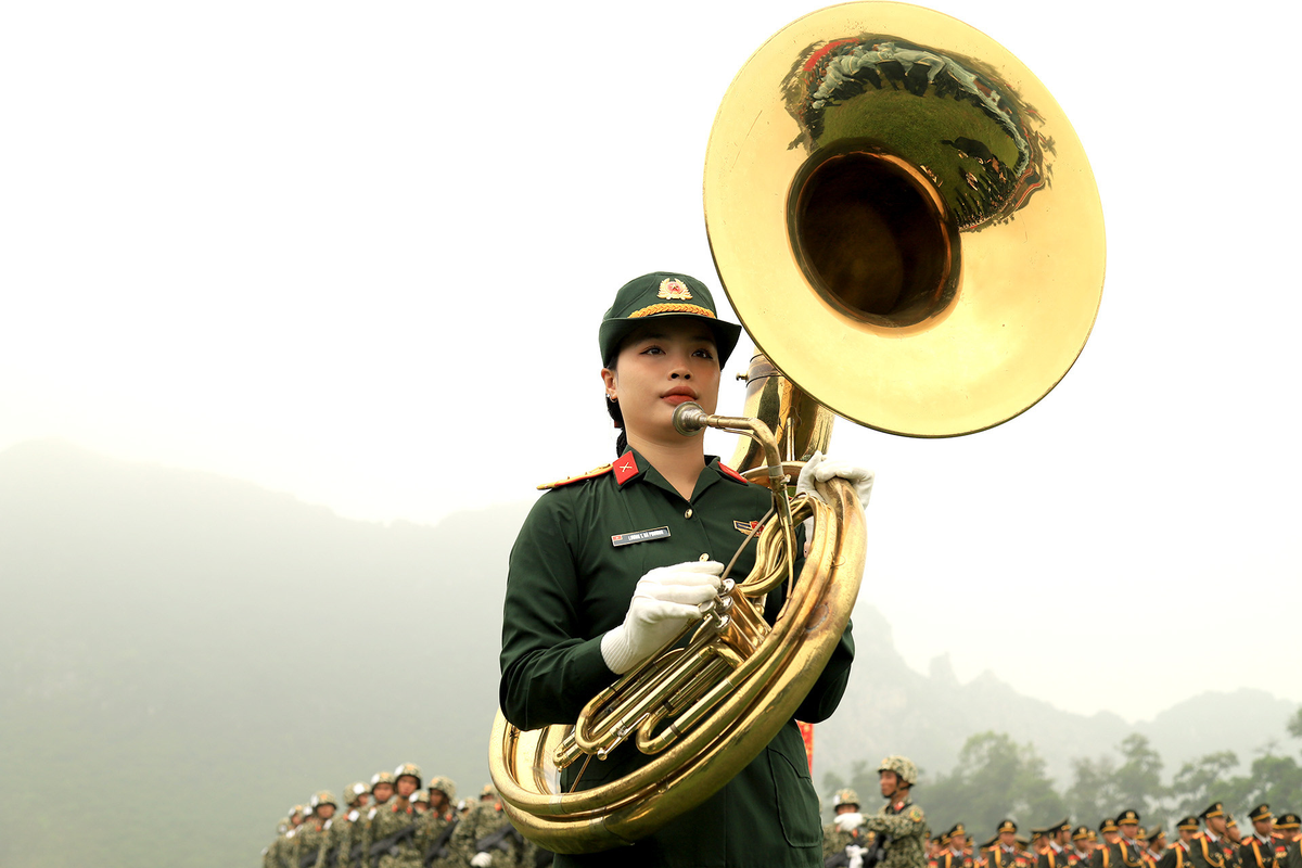 Những điều thú vị của khối nữ Quân nhạc lần đầu tham gia diễu binh - Hình 4 Nhung dieu thu vi cua khoi nu Quan nhac lan dau tham gia dieu binh-Hinh-4