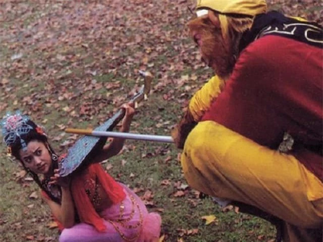 1. Tỳ Bà Tinh: Trong Tây Du Ký, yêu quái Tỳ Bà Tinh ban đầu là một con bọ cạp đã từng đến Tây Thiên để nghe Phật Tổ giảng kinh và tu hành.