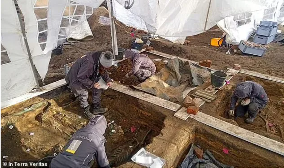 Các nhà khoa học đã phát hiện một ngôi mộ tập thể lớn nhất châu Âu tại Nuremberg, Đức.