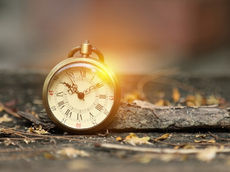 Tuy nhiên, hiện tượng Trái Đất quay nhanh hơn đang xảy ra do những thay đổi về bề mặt, dẫn đến việc các nhà khoa học cần trừ đi một giây thay vì thêm vào như trước.