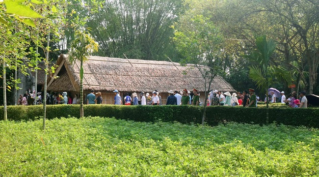 Trong 5 ngay nghi le, Nghe An don 950 nghin luot khach du lich-Hinh-4