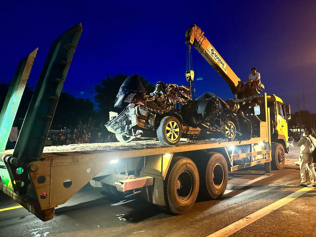 TNGT tại Gia Lai: Mẹ tiền đạo Paollo muốn đưa thi thể con về nước. - Hình 3 TNGT tai Gia Lai: Me tien dao Paollo muon dua thi the con ve nuoc.-Hinh-3