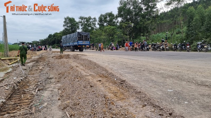 Binh Dinh: Them 2 thang dieu tra vu TNGT tai doan duong dang thi cong-Hinh-2