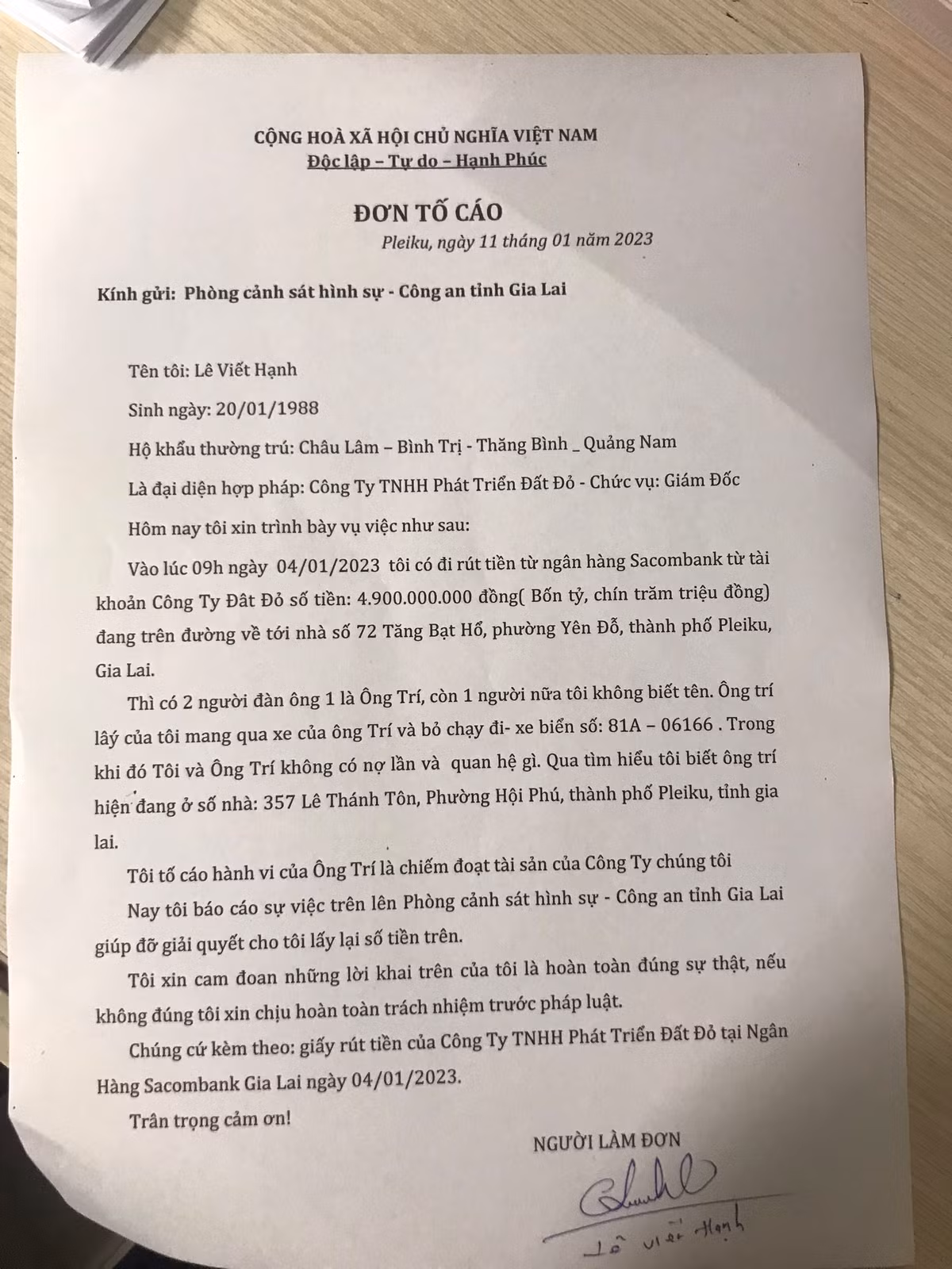 Vu trinh bao bi cuop 4,9 ty: Nhieu tinh tiet can duoc lam ro