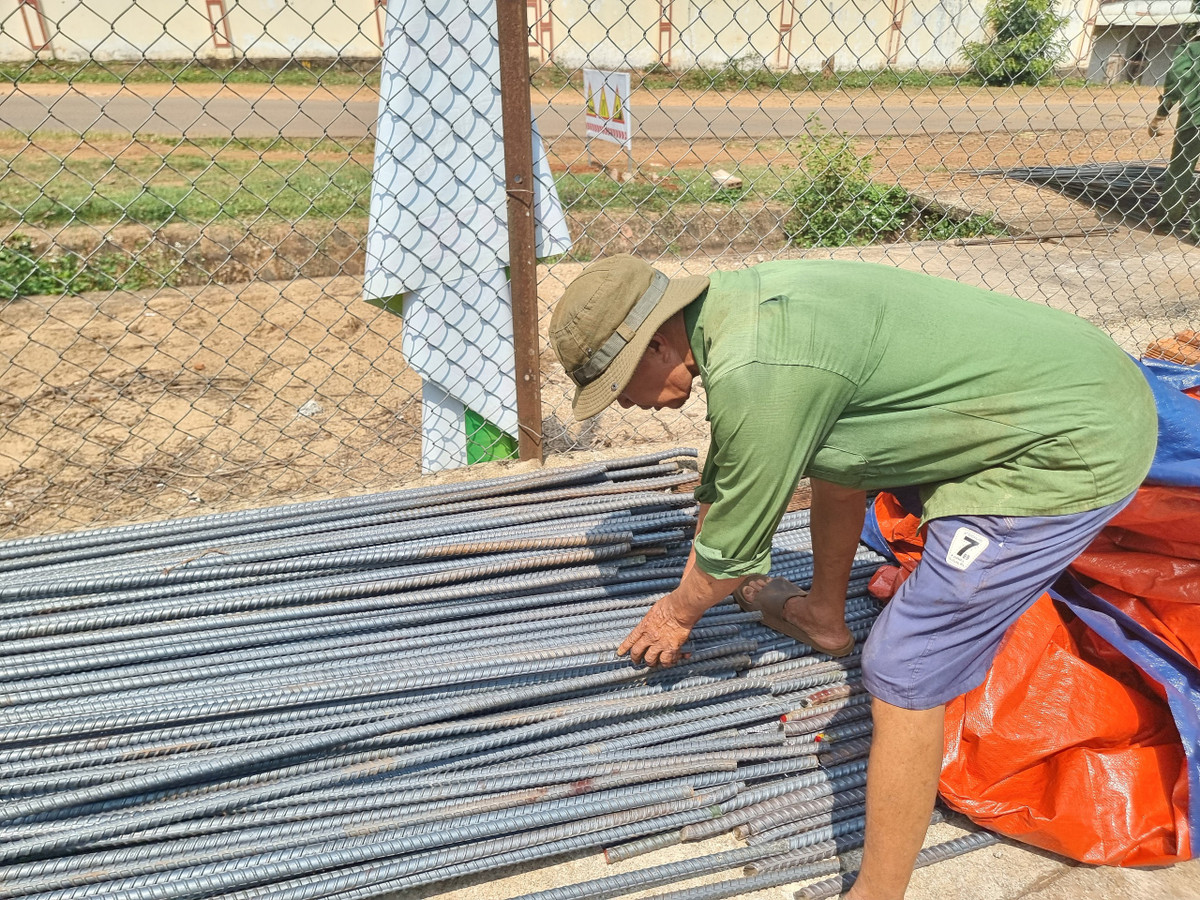 Nghi van dung thep sai yeu cau ky thuat, Cty Phuc Nhut len tieng